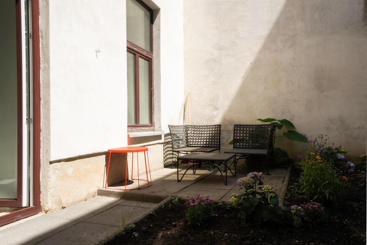 Chic Newly-Renovated Apartment Steps From Subway In Vienna'S Hernals District Exterior foto